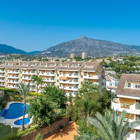 Senorio De Aloha In Puerto Banus Apartamento