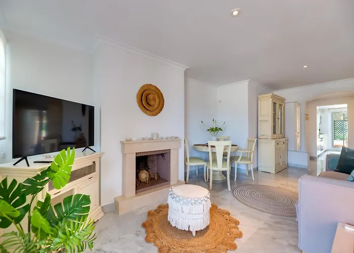 Senorio De Aloha In Puerto Banus Appartement Marbellac