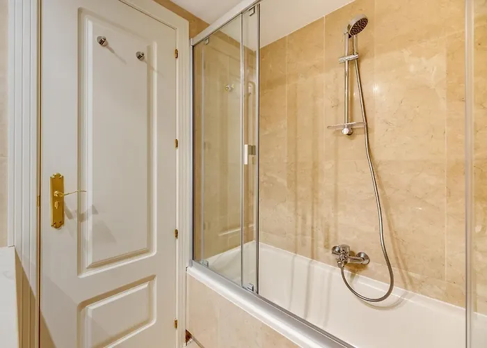 Appartamento Senorio De Aloha In Puerto Banus Marbella